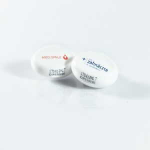 ME-meridol-mini-zahnseide-flauschzahnseide-zahnarztpraxis-zahnarzt-prophylaxe-cp-gaba-einfarbig-bedruckt-1C-Produktbild