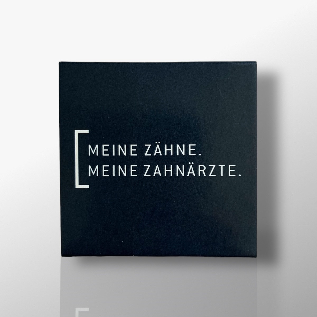 Zahnpflegekaugummi-6er-Blister-zuckerfrei-bedruckt-Zahnarzt-Zahnarztpraxis-Produktbild_1